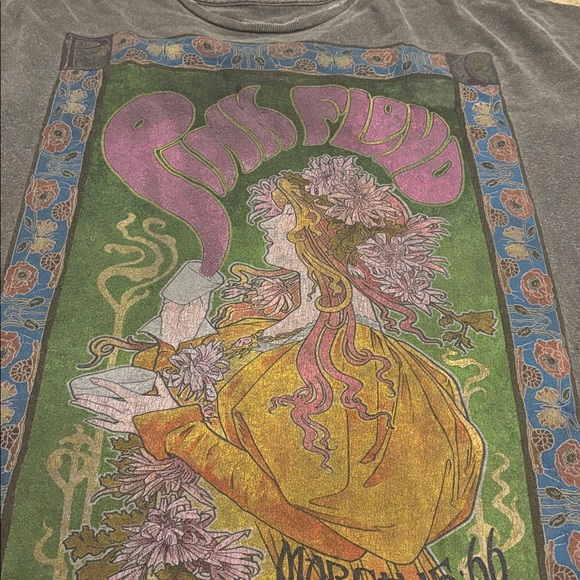 Urban Outfitters Pink Floyd Marquee London 1966 oversized t shirt - Picture 3 of 4
